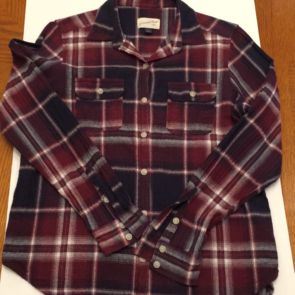 Universal Thread Goods Flannel Shirt Women’s Sm - Picture 1 of 4
